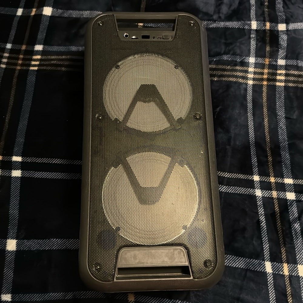 Vivitar Ultra Loud Party Speaker